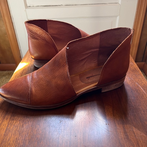 Free People Royale Asymmetrical Flat - Picture 3 of 7